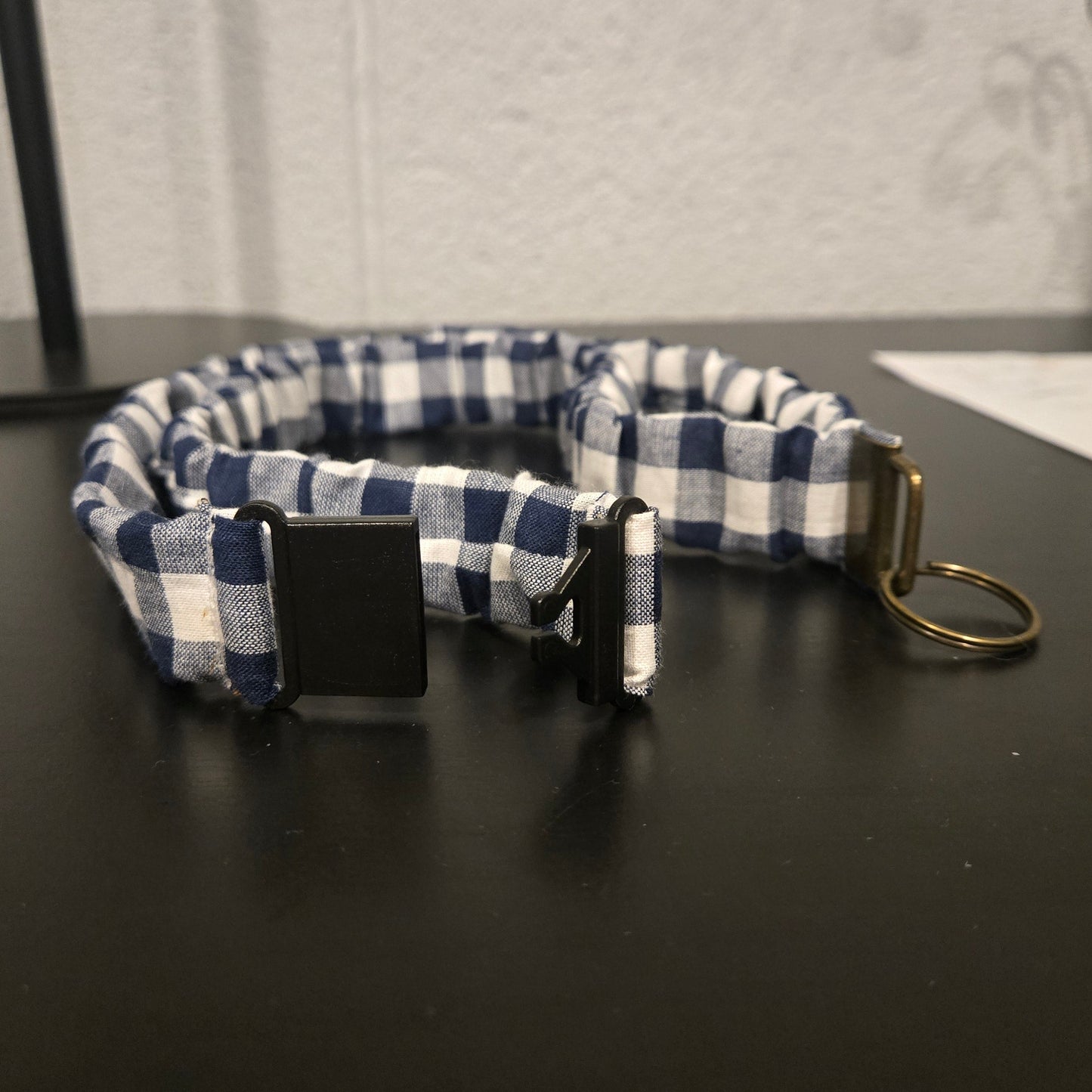 Navy/white checkered