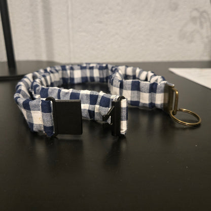 Navy/white checkered